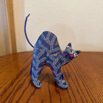 OAXACAN ALEBRIJE - WOOD CARVED, HAND PAINTED AND SIGNED