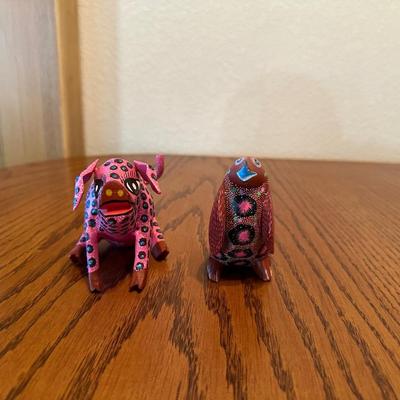 SIGNED WOOD CARVED AND HAND PAINTED - OAXACAN ALEBRIJES