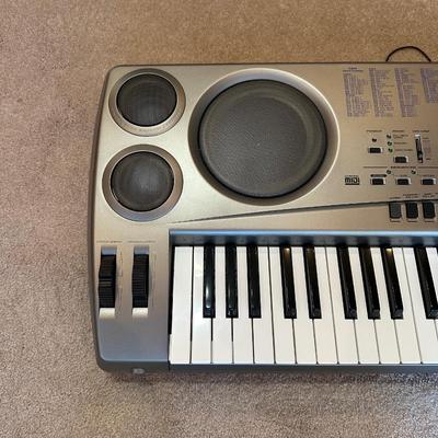 CASIO WK-1630 76-KEY WORKSTATION KEYBOARD