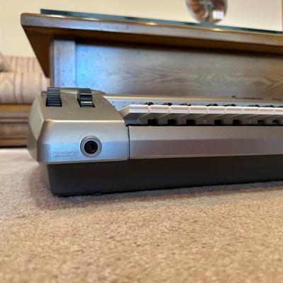 CASIO WK-1630 76-KEY WORKSTATION KEYBOARD