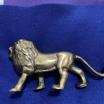 Vintage solid brass roaring lion.