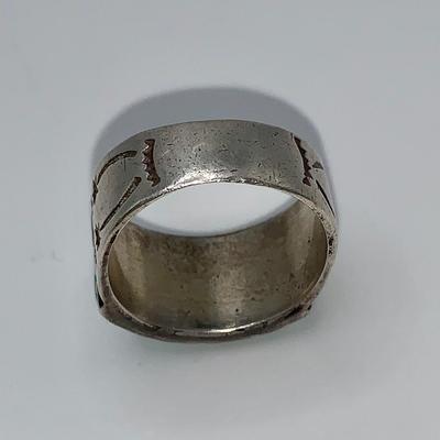 Vintage Native American Pawn Silver and Turquoise Ring, Size 9