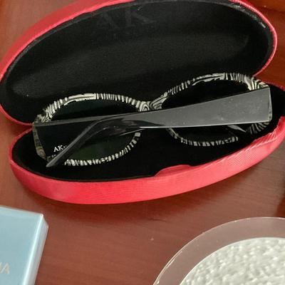 D2-Fragrances, wallet, sunglasses etc