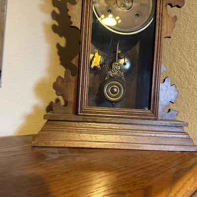 ANTIQUE PENDULUM MANTLE CLOCK WITH KEY