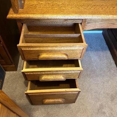 BEAUTIFUL WOOD ROLLTOP DESK