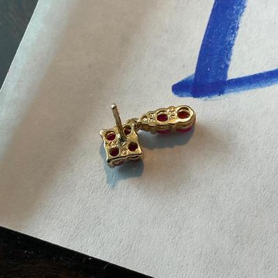 D3-14k Post earrings