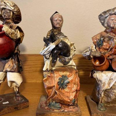 MEXICAN FOLK ART, PAPIER-MÂCHÉ VILLAGERS