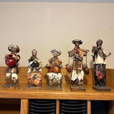 MEXICAN FOLK ART, PAPIER-MÂCHÉ VILLAGERS