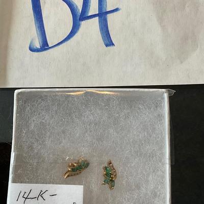 D4-Post Earrings