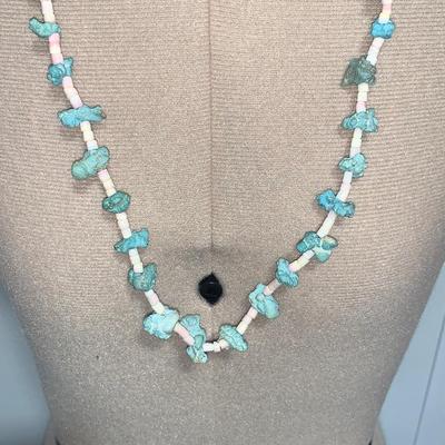 Vintage Native American Turquoise Necklace