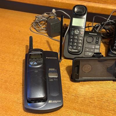 DESK LAMP, CORDLESS PHONES, SURGE BOX AND POWER CORDS PLUS MORE