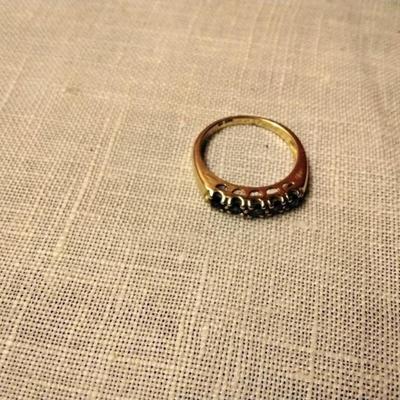 Mesmerizing Vintage 14 kyg Blue Sapphire Ring Sz. 6.5