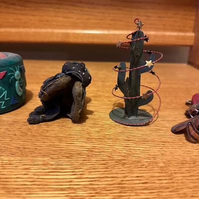 WESTERN THEME KNICK KNACKS