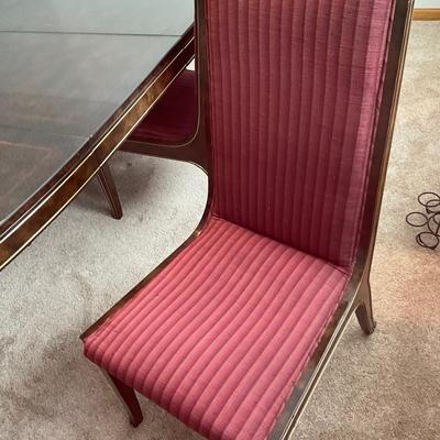 D16-1970s Mastercraft Dining Table in Burled Amboyna and Inlaid Brass Trim