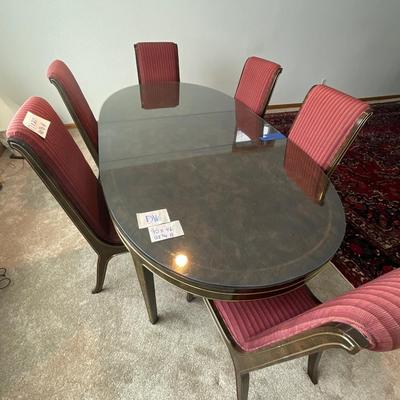 D16-1970s Mastercraft Dining Table in Burled Amboyna and Inlaid Brass Trim