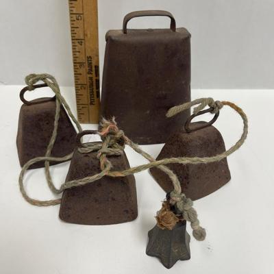 Lot of 5 Rusty Vintage Cow Bells hand bells