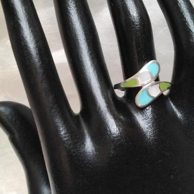 Vintage Zuni Turquoise, Mother of Pearl, Green Turquoise 925 Ring Size 8.5