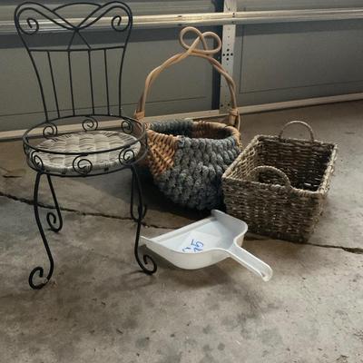 G5-baskets and plant stand+