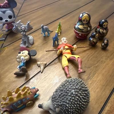 Trinkets and toys