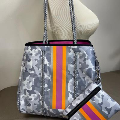 Grey Camouflage and Hot Pink neoprene tote bag New!
