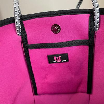 Grey Camouflage and Hot Pink neoprene tote bag New!
