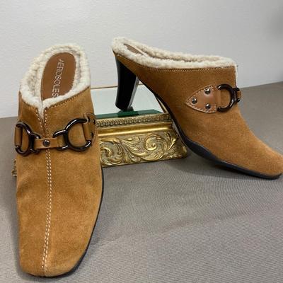 Aerosoles Suede leather mules 7 1/2 M