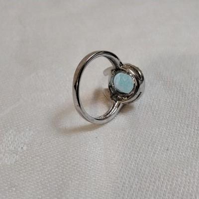 London Blue Topaz Surrounded By White Sapphires 925 Ring Size 7