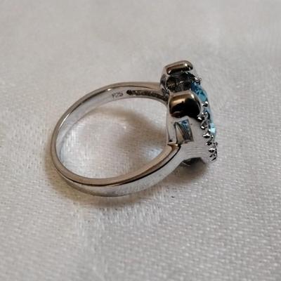 London Blue Topaz Surrounded By White Sapphires 925 Ring Size 7
