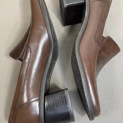 New Naturalizer Leather shoes 7 1/2