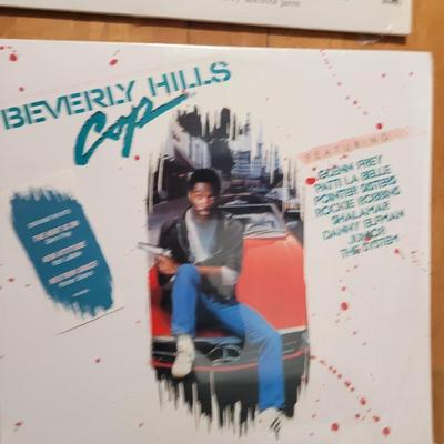 Lot of sound tracks and showtunes