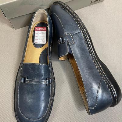 Born Leather Loafers New 11