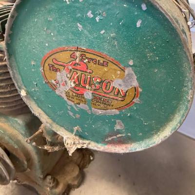 Vintage 4 Cycle "The Lauson Engine"