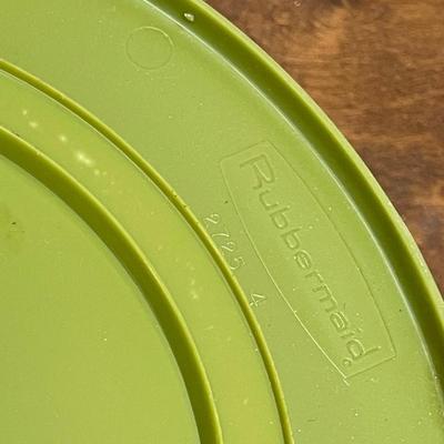 Vintage Avocado Green Rubbermaid Lazy Susan 2 Tier Spice Rack Turntable