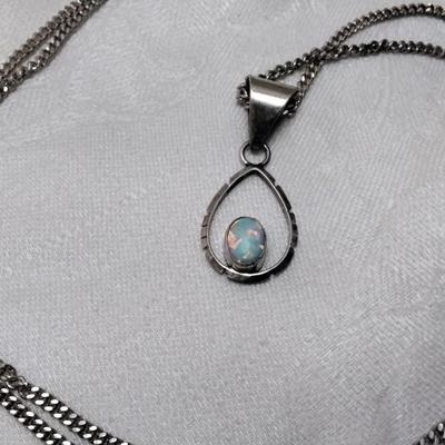 Vintage Zuni Opal Signed SE (Sensa Eustace) 27" 925 Necklace