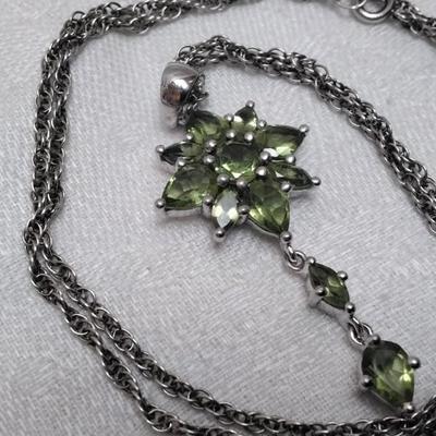 Vintage Peridot Drop 925 19" Necklace