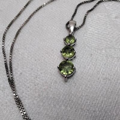 Vintage Peridot 925 16" Necklace