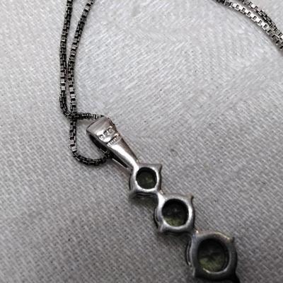 Vintage Peridot 925 16" Necklace
