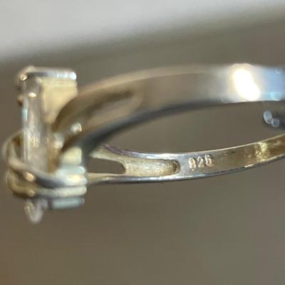 Sterling silver CZ ring 9