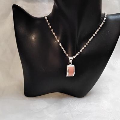 Pink Coral in Mexico 925 Setting on 18" Mexico 925 Necklace