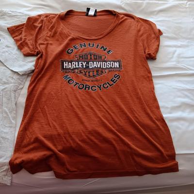 LADIES XL HARLEY DAVIDSON SHIRTS