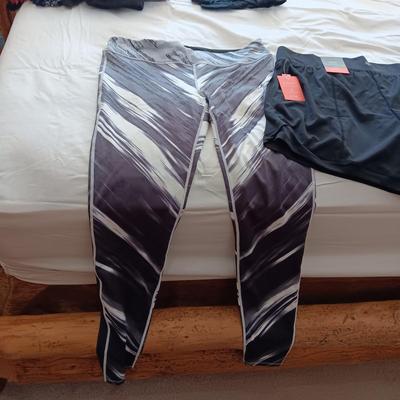 LADIES WORKOUT PANTS AND SHORTS SIZE XL