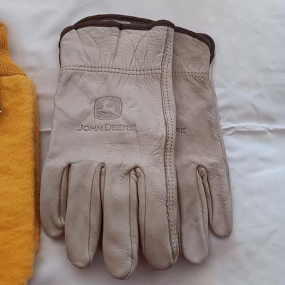 NEW LEATHER AND CLOTH MEN'S GLOVES (LARGE) PLUS LEATHER JOHN DEERE GLOVES
