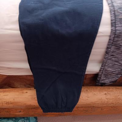 LADIES LARGE AND XL JOGGERS AND WORKOUT PANTS