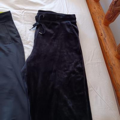LADIES LARGE AND XL JOGGERS AND WORKOUT PANTS