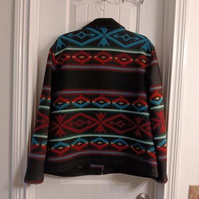 LADIES PENDLETON WOOL JACKET WITH A SUEDE COLLAR SIZE XL