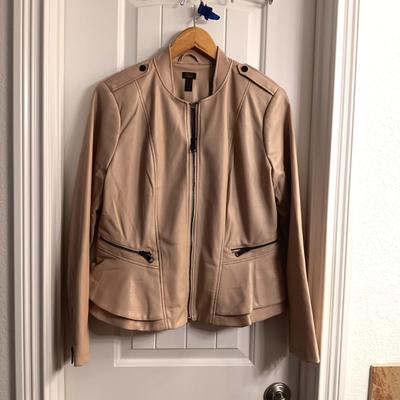LADIES G.I.L.I. (GOT IT LOVE IT) LEATHER FEEL JACKET MADE IN ITALY SIZE 12