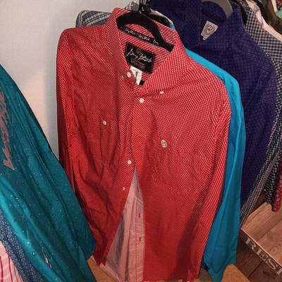 MEN'S SHORT AND LONG SLEEVE WESTERN SHIRTS SIZE LARGE
