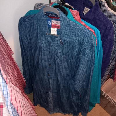 MEN'S SHORT AND LONG SLEEVE WESTERN SHIRTS SIZE LARGE