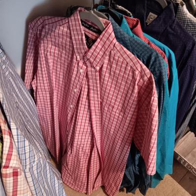 MEN'S SHORT AND LONG SLEEVE WESTERN SHIRTS SIZE LARGE