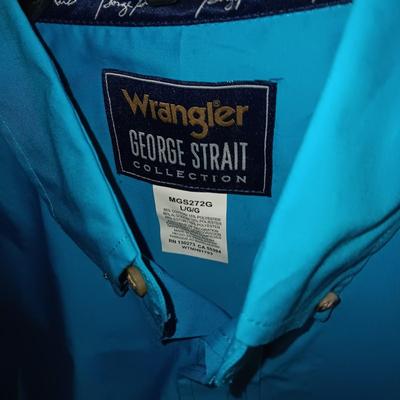 MEN'S SHORT AND LONG SLEEVE WESTERN SHIRTS SIZE LARGE